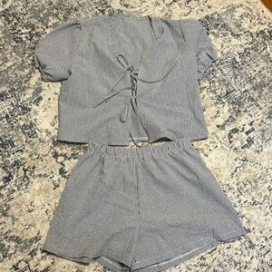 2 piece set